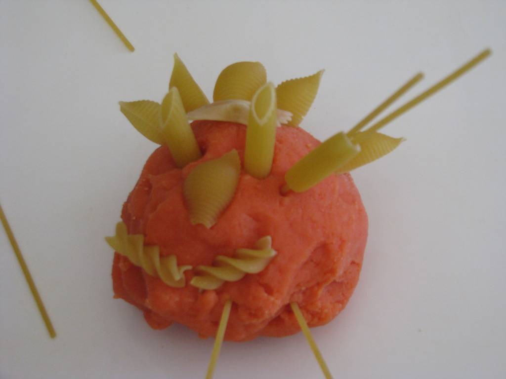 Pasta Play - Easy activity ideas that work on fine motor skills - Messy  Little Monster