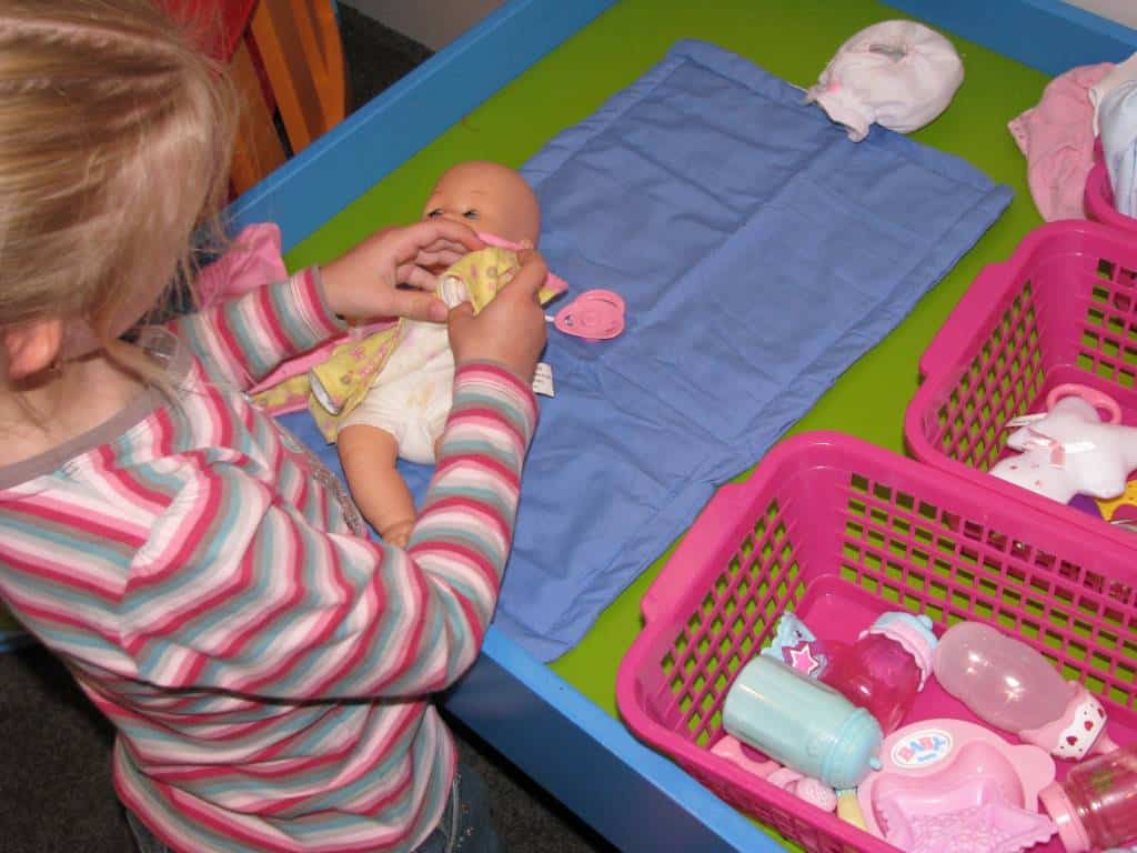 playing with dolls child development