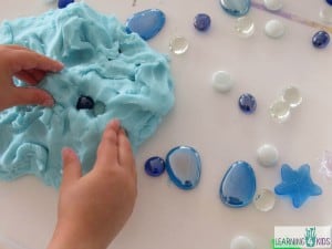 Homemade Rubbery Goop Recipe | Learning 4 Kids